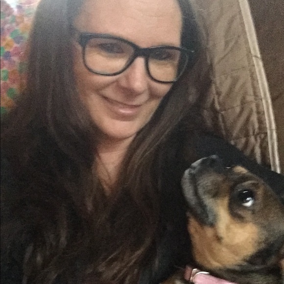 Meet your Posher, Michelle - Picture 1 of 1